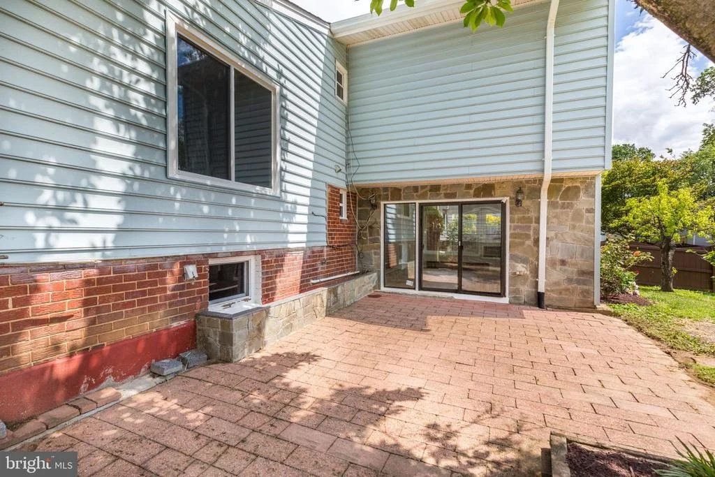 Photo of 11830 CHARLES ROAD
