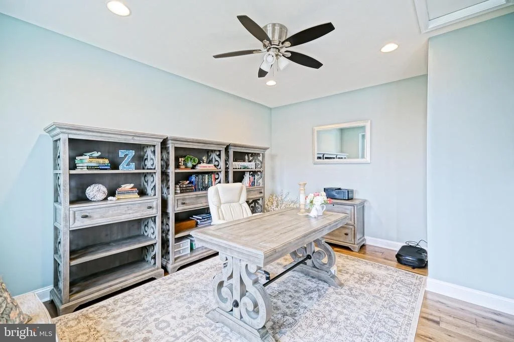 Photo of 33285 MAGGIE LANE