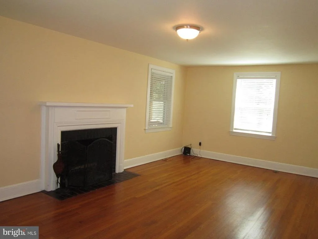 Photo of 9103 KINGSBURY DRIVE
