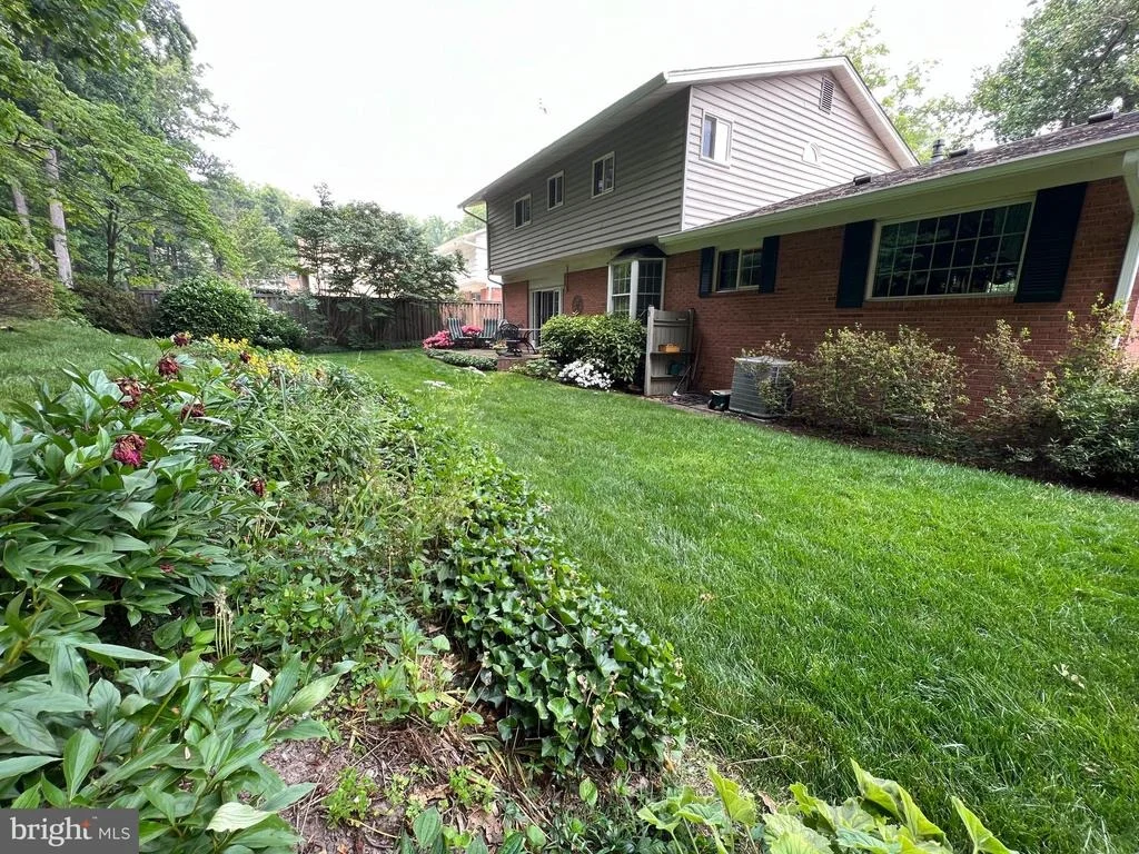 Photo of 6010 NASSAU DRIVE