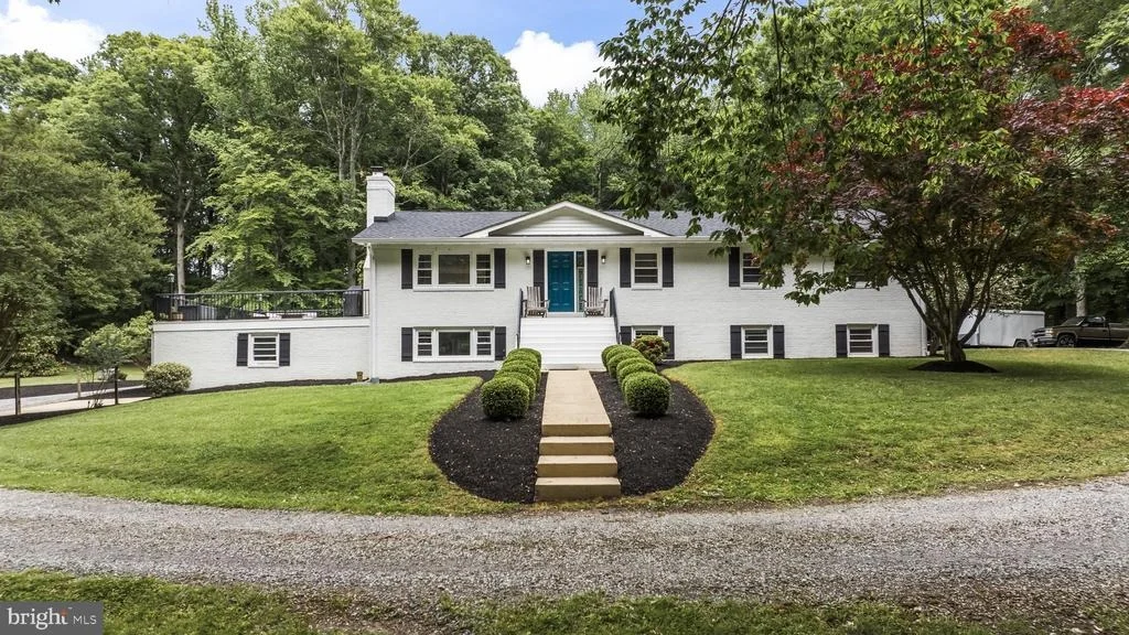 Photo of 6313 MALLARD LANE