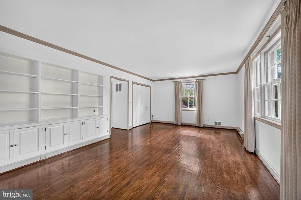 Photo of 4747 UPTON STREET NW