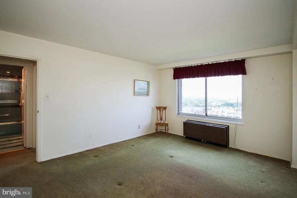 Photo of Unit 1501 at 9701 FIELDS ROAD