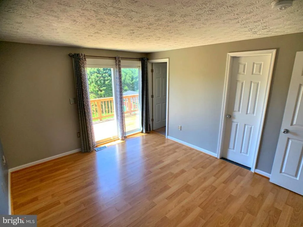 Photo of 210 CONTOUR ROAD