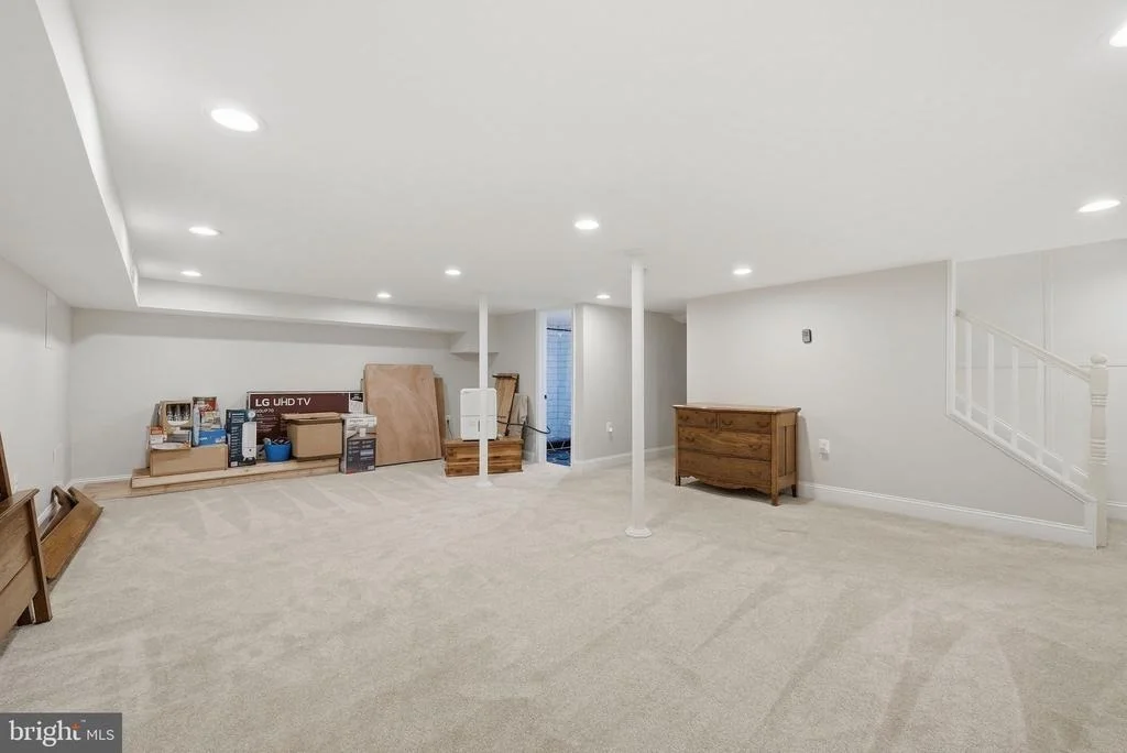Photo of 10129 DWIGHT AVENUE