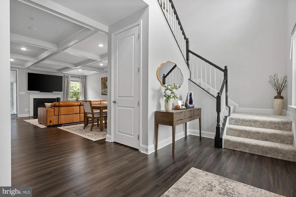Photo of 821 BENTGRASS DRIVE
