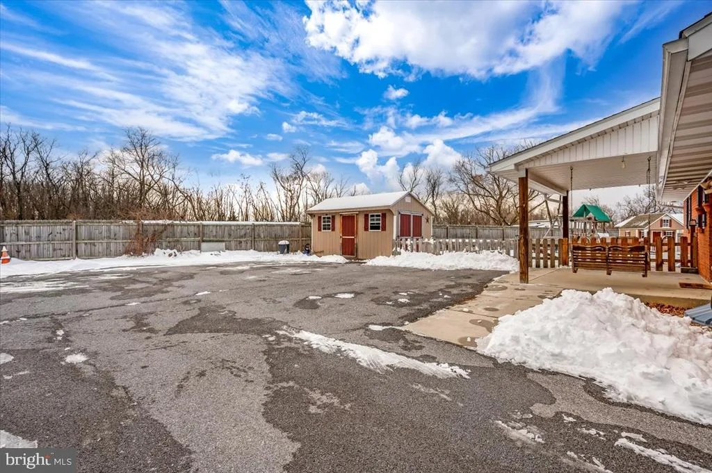 Photo of 15225 CLEAR SPRING ROAD
