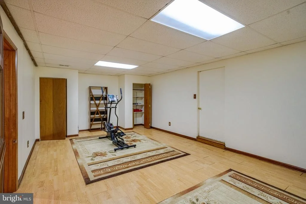 Photo of 2300 KINGS ARMS DRIVE