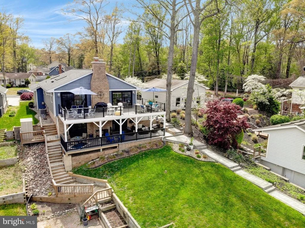 Photo of 1164 OAK VIEW DRIVE