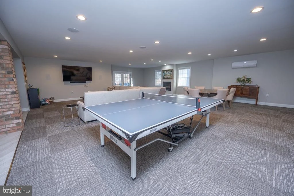 Photo of 1001 SUTTER LANE