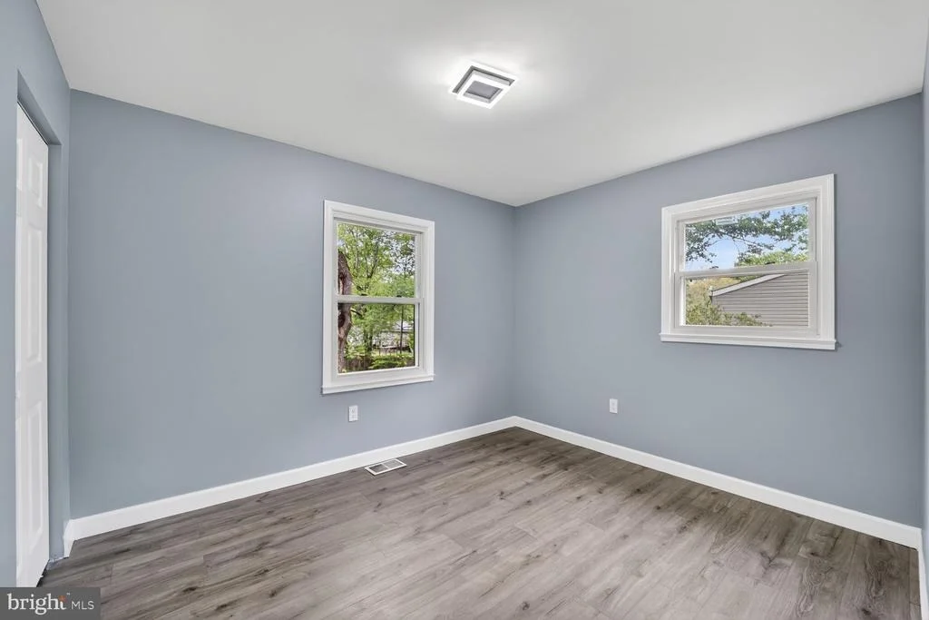 Photo of 3604 HALLOWAY N