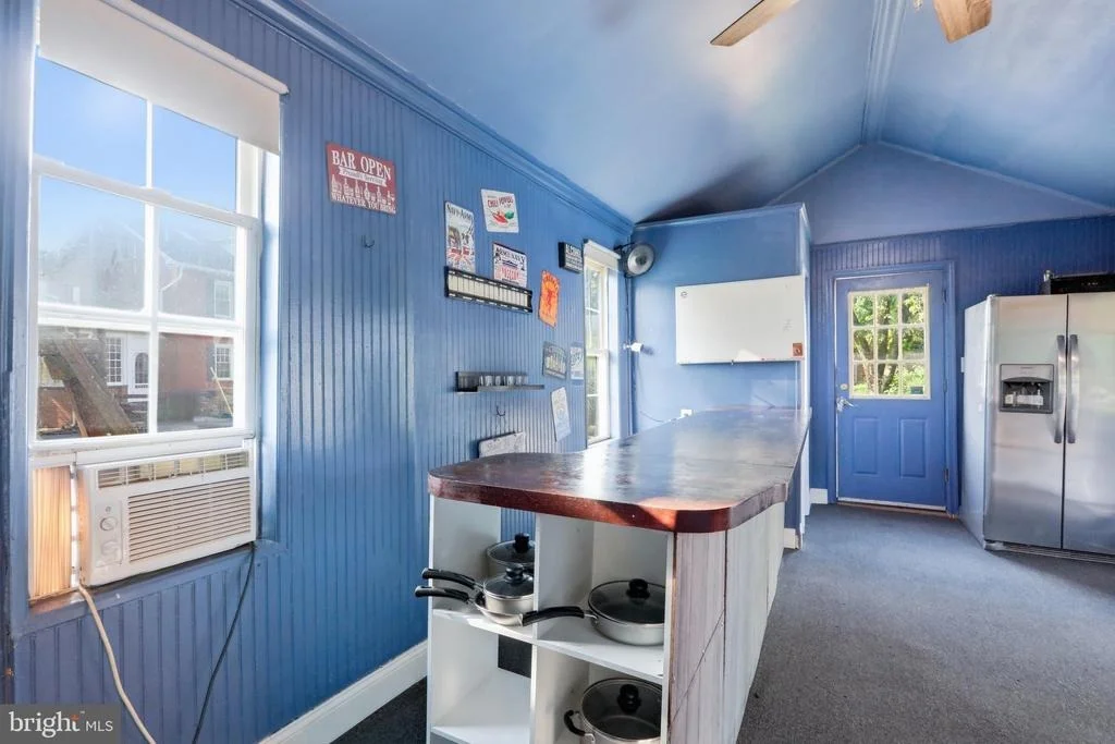 Photo of 5921 QUINN ROAD