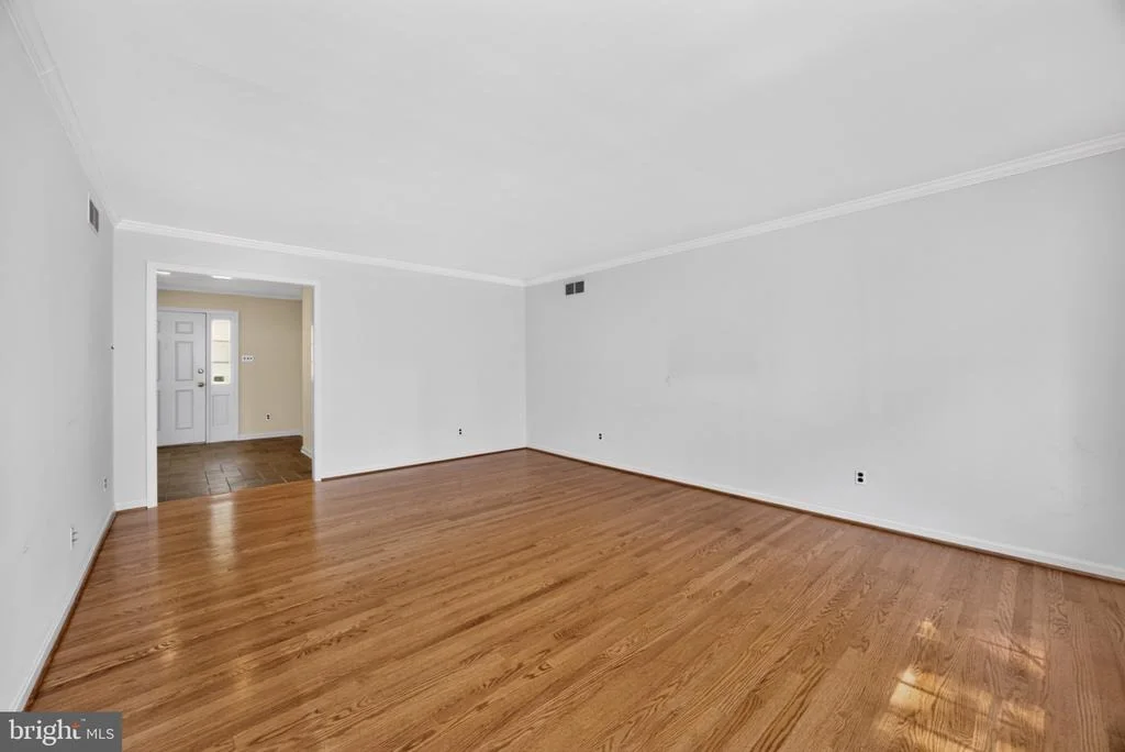 Photo of 10 CHILTON ROAD