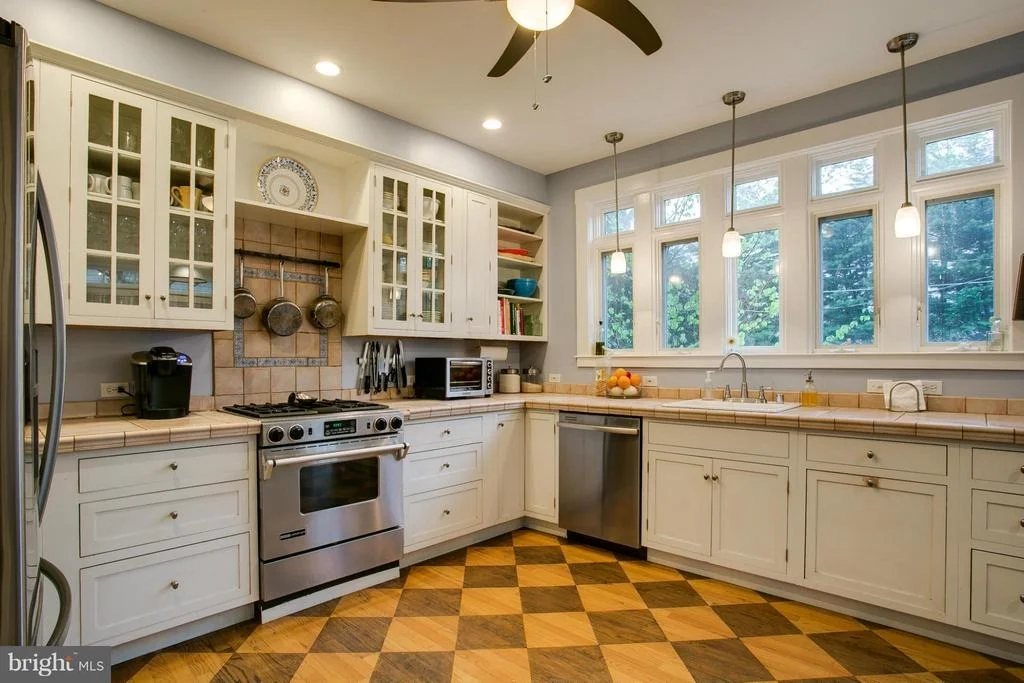 Photo of 8 DIXIE DRIVE