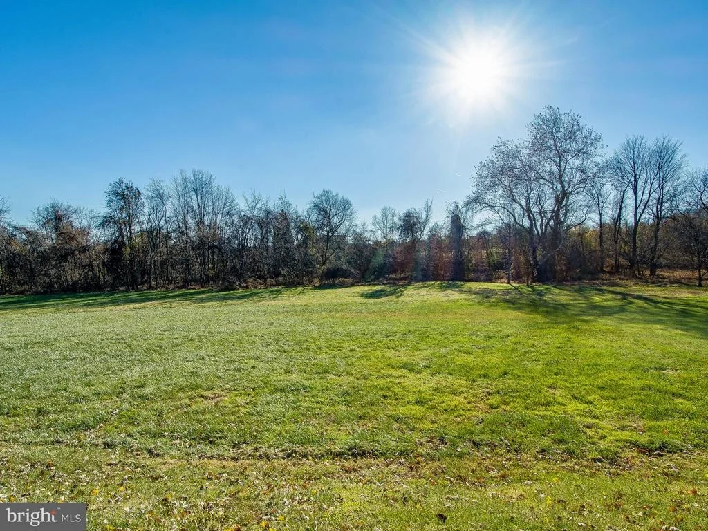 Photo of 2023 BUTTERFIELD OVAL