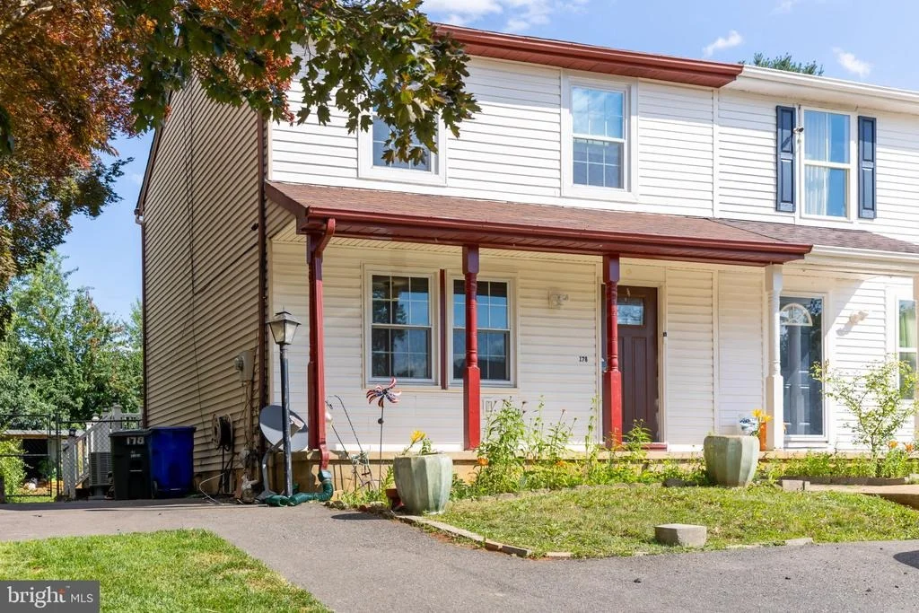Photo of 178 STONEGATE DRIVE