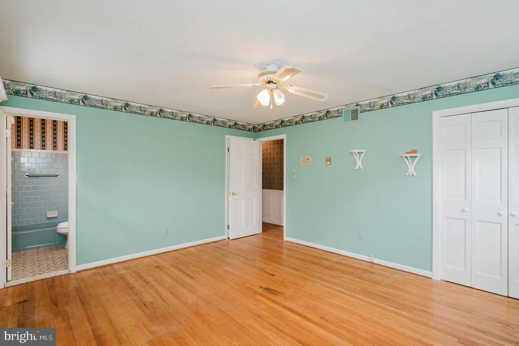 Photo of 1306 GRANDVIEW COURT