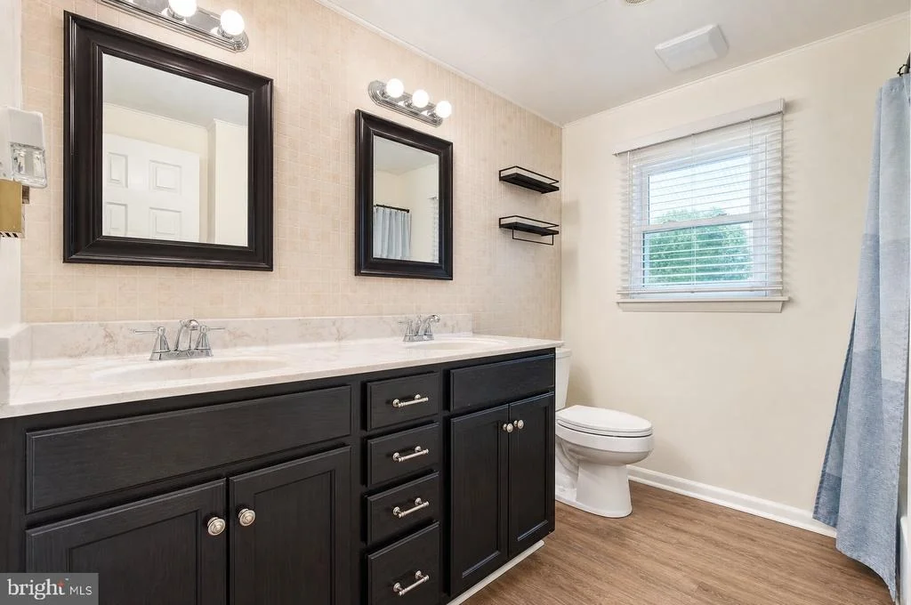 Photo of 15 WILLOW LANE