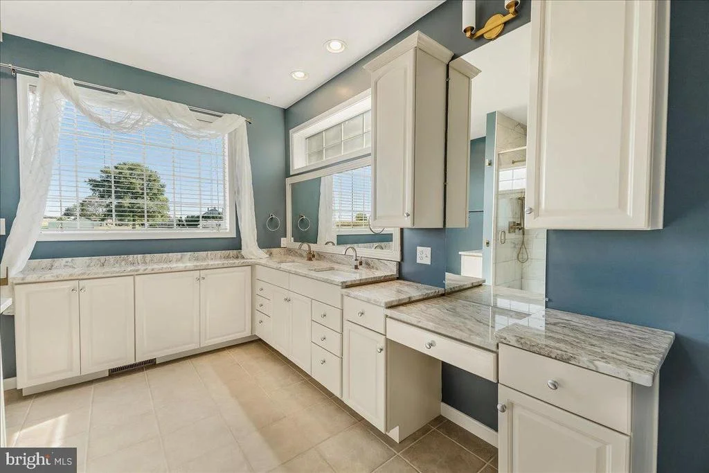 Photo of 24 TYOAKA DRIVE