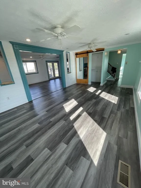 Photo of 1341 BUTTERFLY LANE