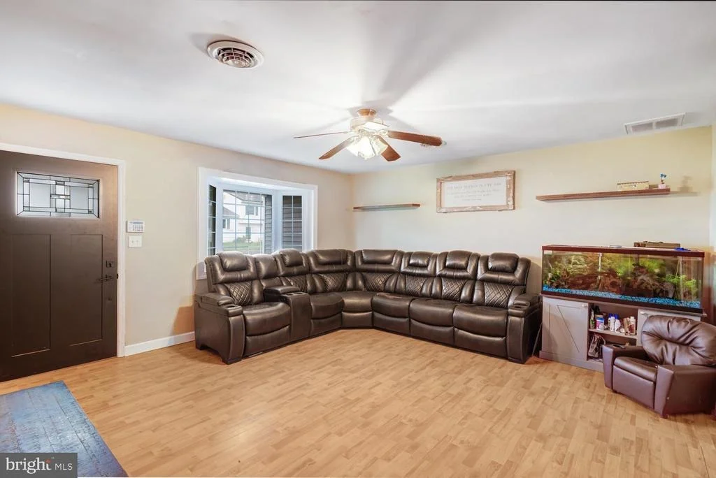 Photo of 7 SPRUCE DRIVE