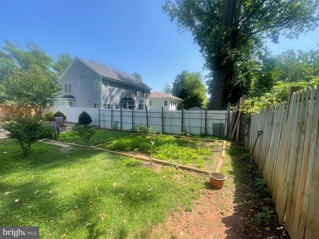 Photo of 7225 PINE DRIVE