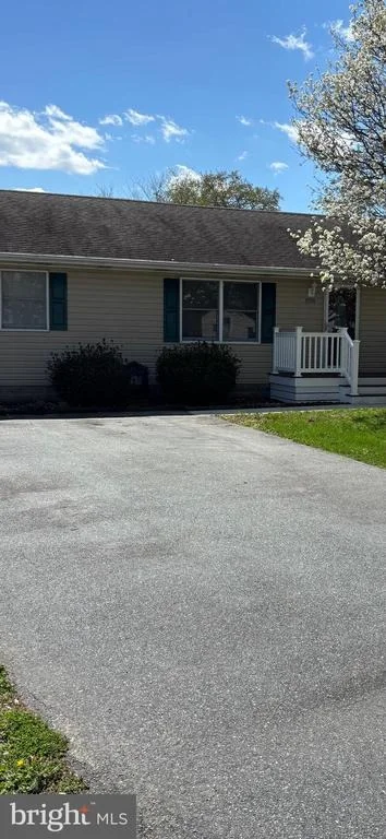 Photo of 3900 HARRISON CIRCLE