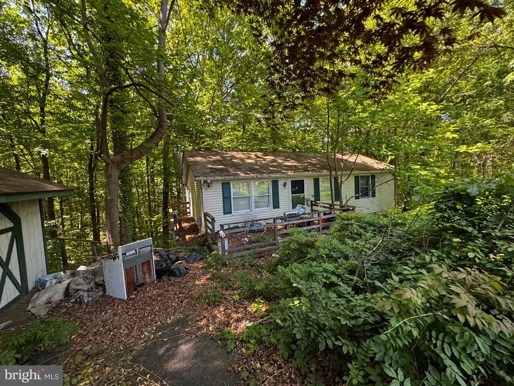 Photo of 913 AUGUSTUS DRIVE