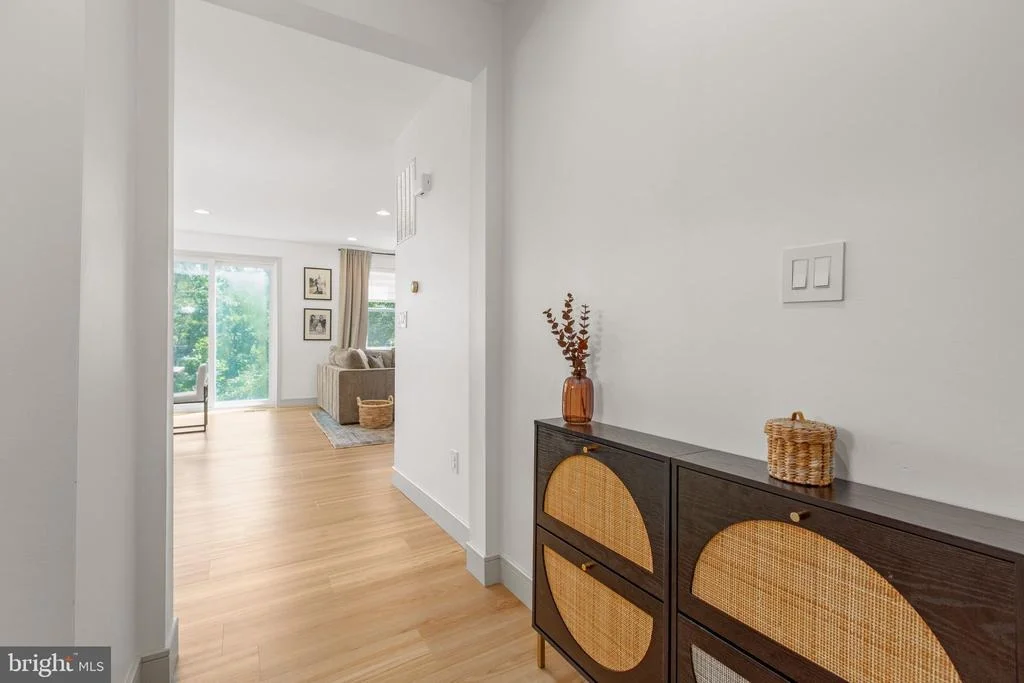 Photo of 725 ELECTRIC AVENUE