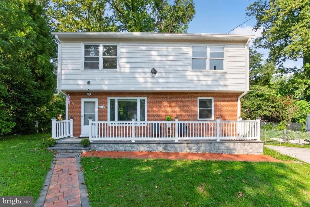 Photo of 2810 BYRON COURT