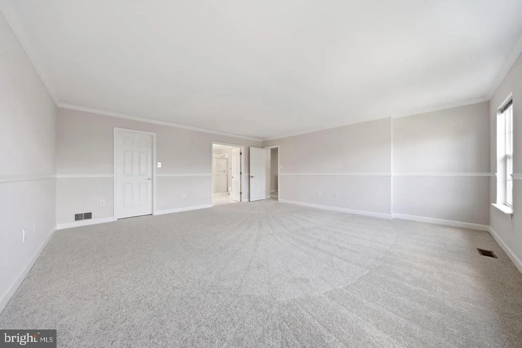Photo of 6303 IVERSON TERRACE N