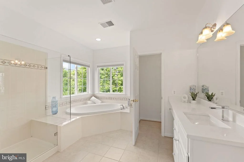 Photo of 22566 FOREST RUN DRIVE