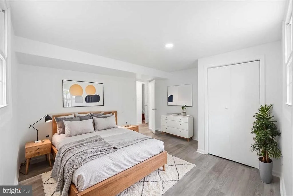 Photo of 9705 LOCUST AVENUE