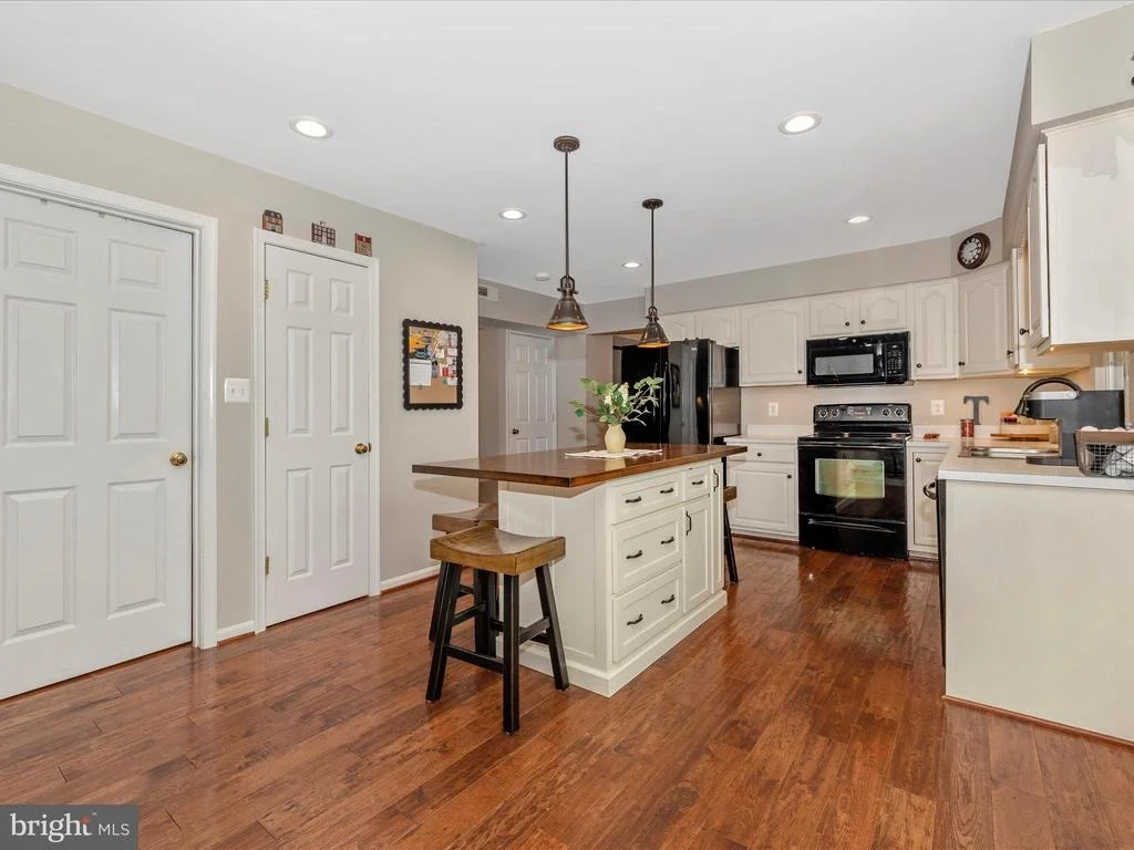 Photo of 3380 WESTPORT DRIVE