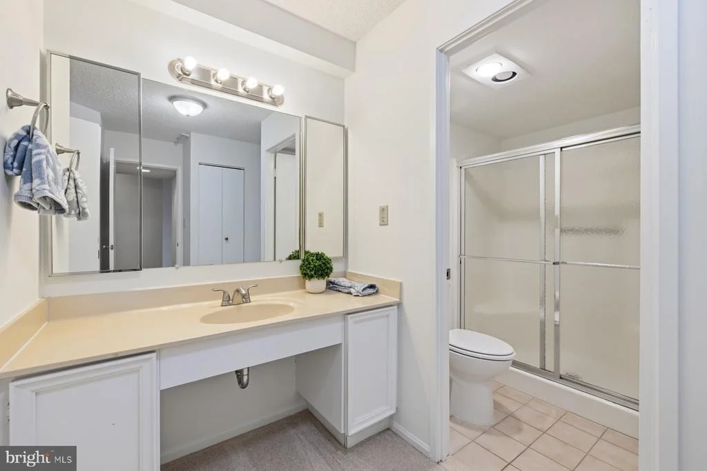 Photo of Unit 2801 at 15107 INTERLACHEN DRIVE
