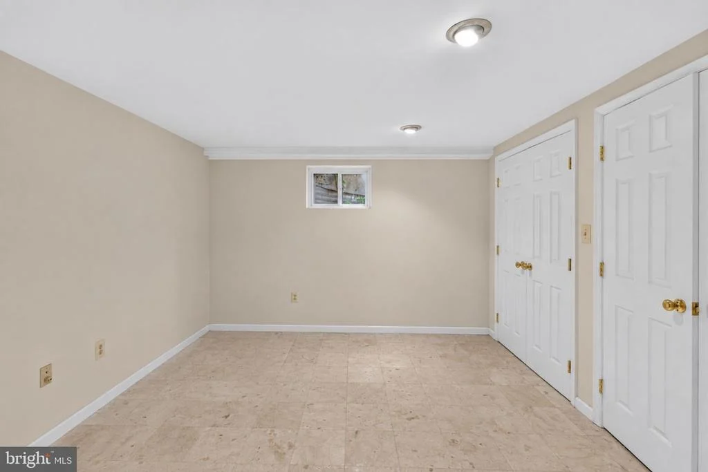 Photo of 10600 GREENACRES DRIVE