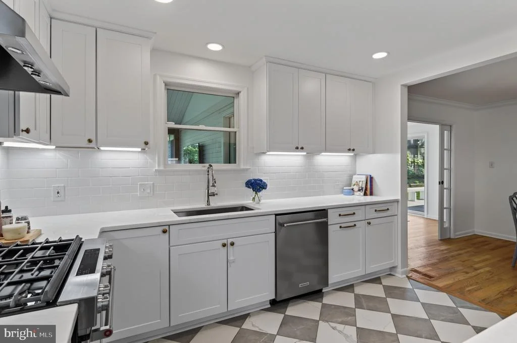 Photo of 5 BRISTOL CIRCLE