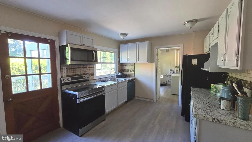 Photo of 185 SOMERSET DRIVE