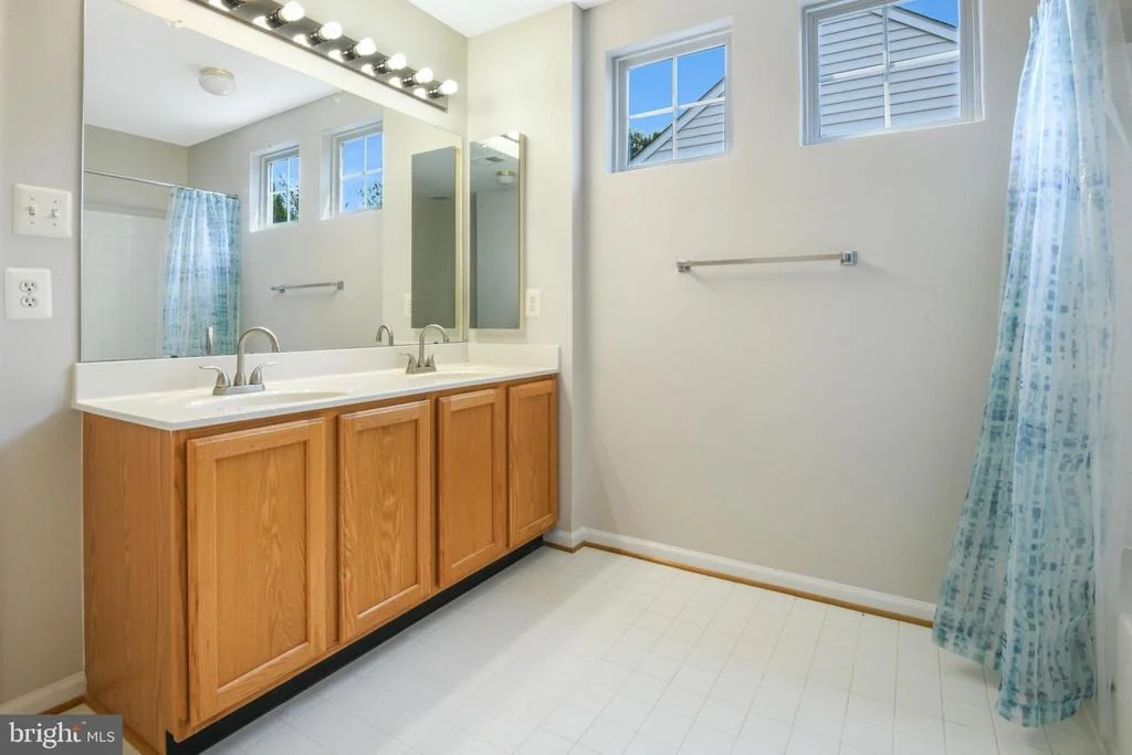 Photo of 9039 CLENDENIN WAY