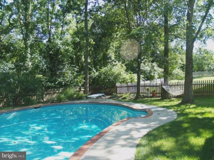Photo of 43673 SUMMERWOOD CIRCLE