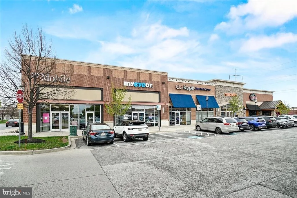 Photo of 8000 GLENDALE COURT