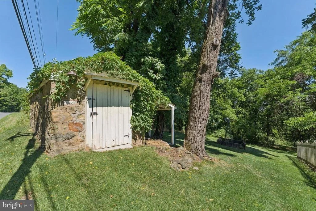 Photo of 18280 CLAYTON HALL ROAD