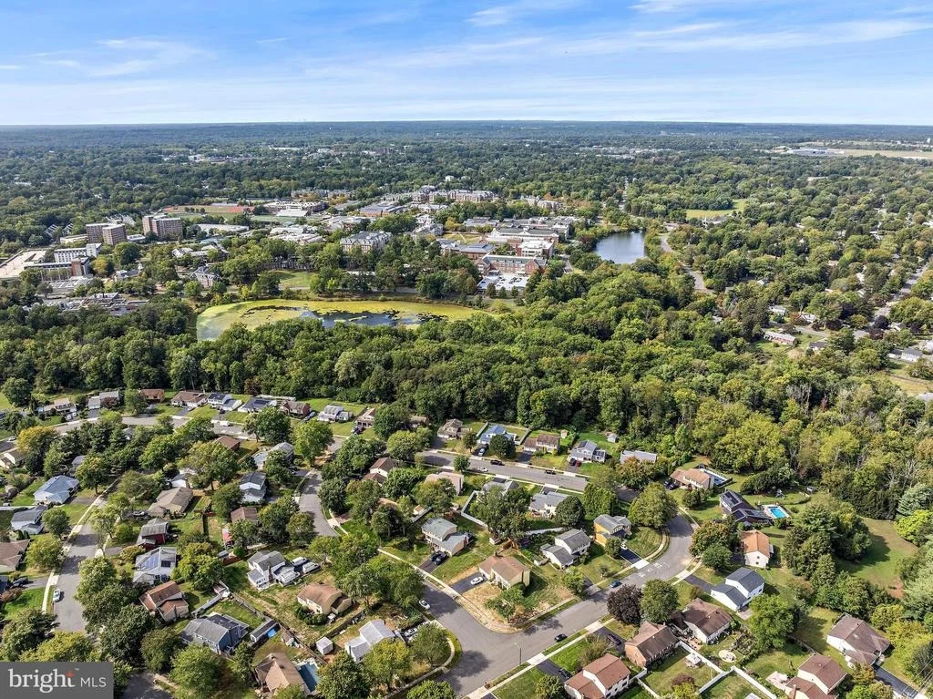 Photo of 52 COLLEEN CIRCLE