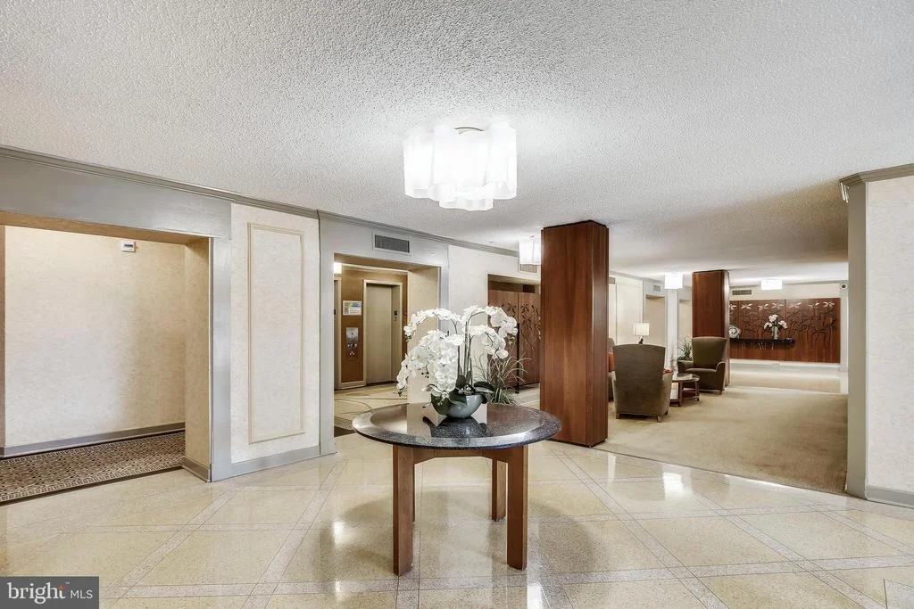 Photo of Unit 310 at 5902 MOUNT EAGLE DRIVE