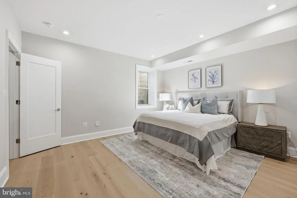 Photo of 5047 MACARTHUR BOULEVARD NW