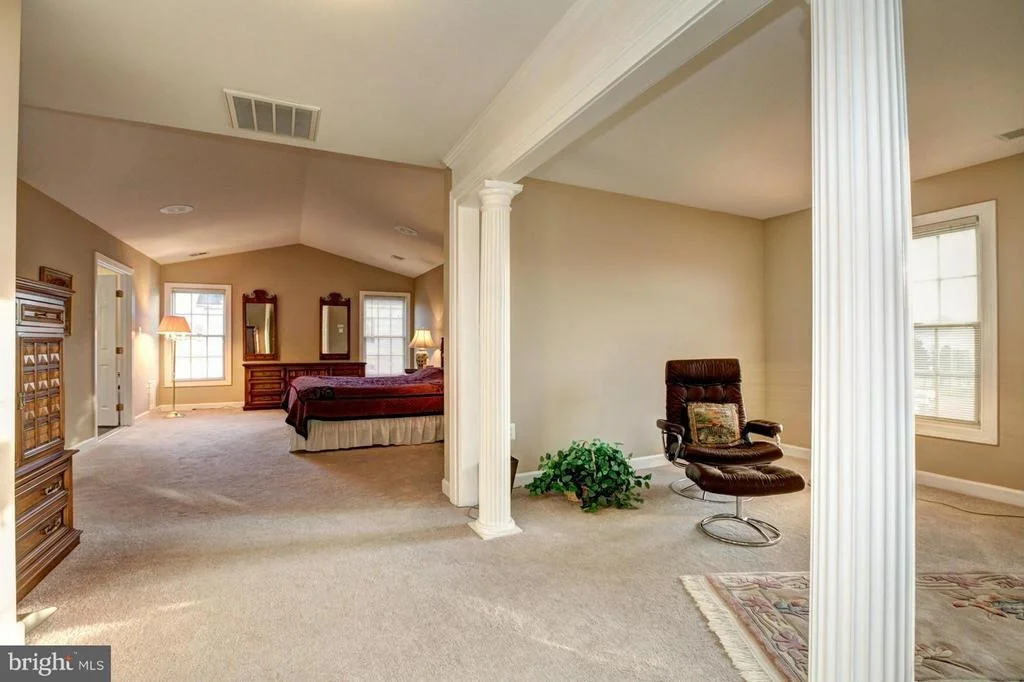 Photo of 16615 HARBOUR TOWN DRIVE