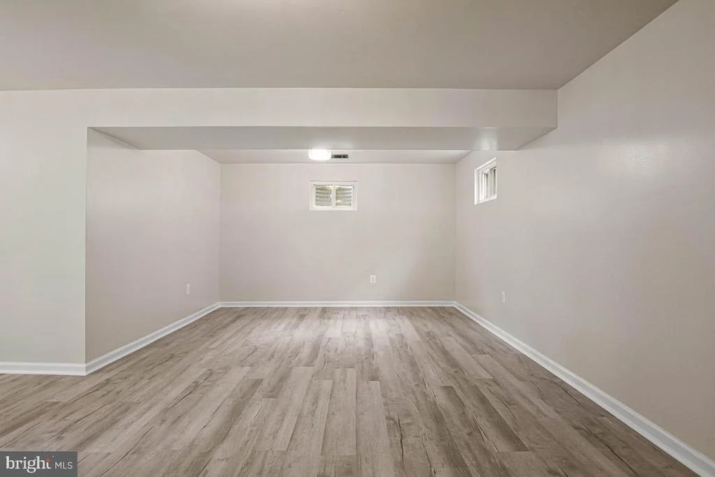 Photo of 1229 DELAFIELD PLACE NE
