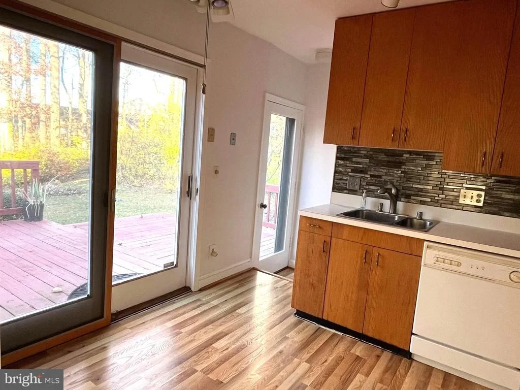 Photo of 10718 JOYCE DRIVE
