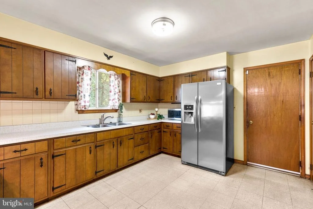 Photo of 7517 RACE ROAD