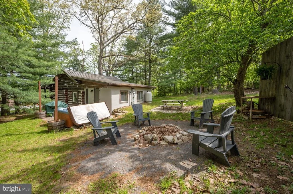 Photo of 560 GLENDALE ROAD